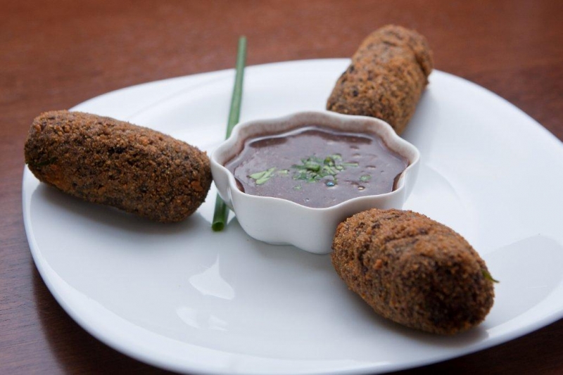 Bolinho de Feijoada